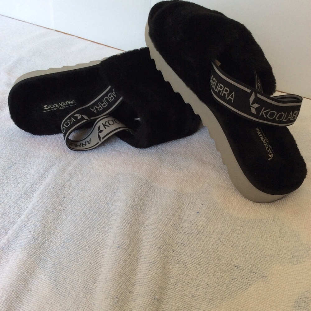 Pantuflas koolaburra by ugg negras talla 9